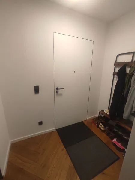 Stilvolles Wohnen: 2,5-Zimmer-Wohnung mit Balkon in Berlin-Tempelhof — photo 1